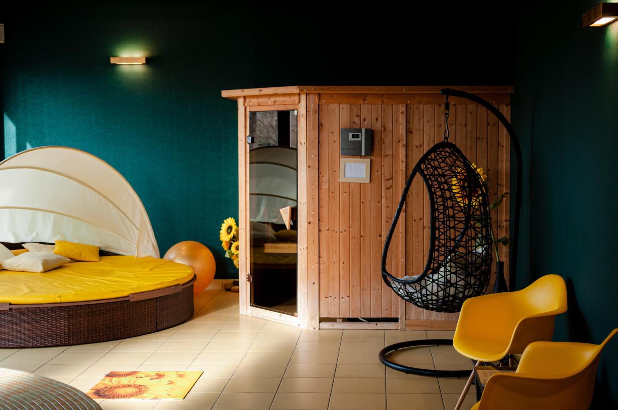Design Hotel Romantick Trebon Ngoại thất bức ảnh