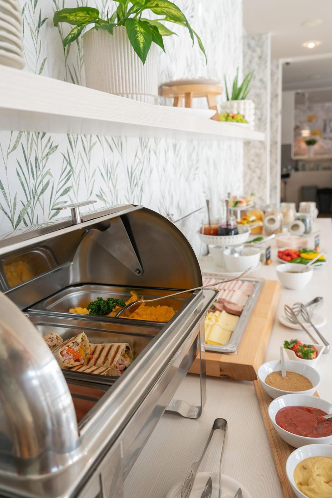Design Hotel Romantick Trebon Ngoại thất bức ảnh
