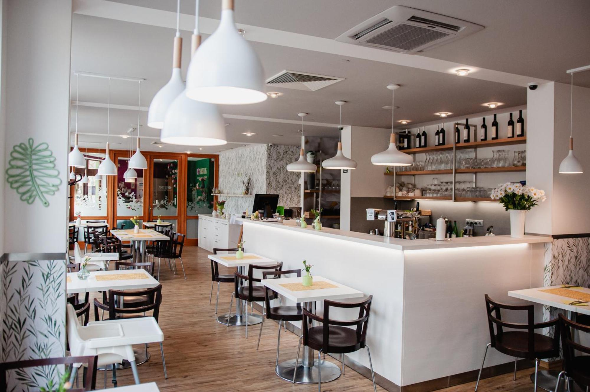 Design Hotel Romantick Trebon Ngoại thất bức ảnh
